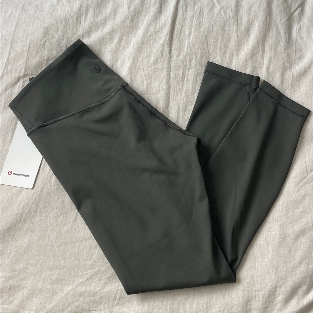 Lululemon Dark Green Leggings Wunder Under Luxtreme HR Tight 25" - SIZE 6